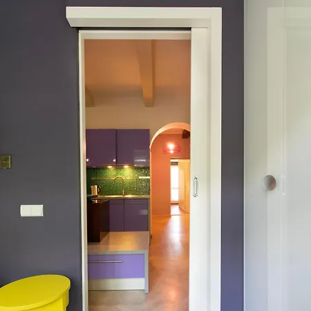 شقة Spacious 3br With Ac In Living Room, 2 Balconies كراكوفيا