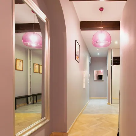 Spacious 3br With Ac In Living Room, 2 Balconies